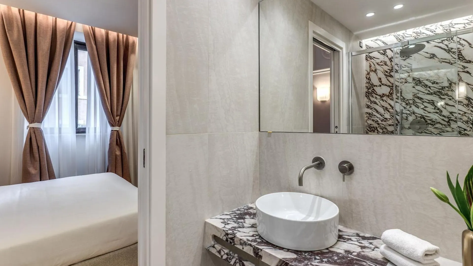 Hotel Fori Imperiali Cavalieri Roma 3*,  Italia